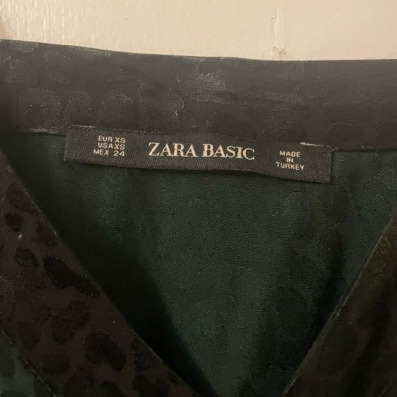 Zara Basic Green Leopard Tank Top size XS - Picture 3 of 9
